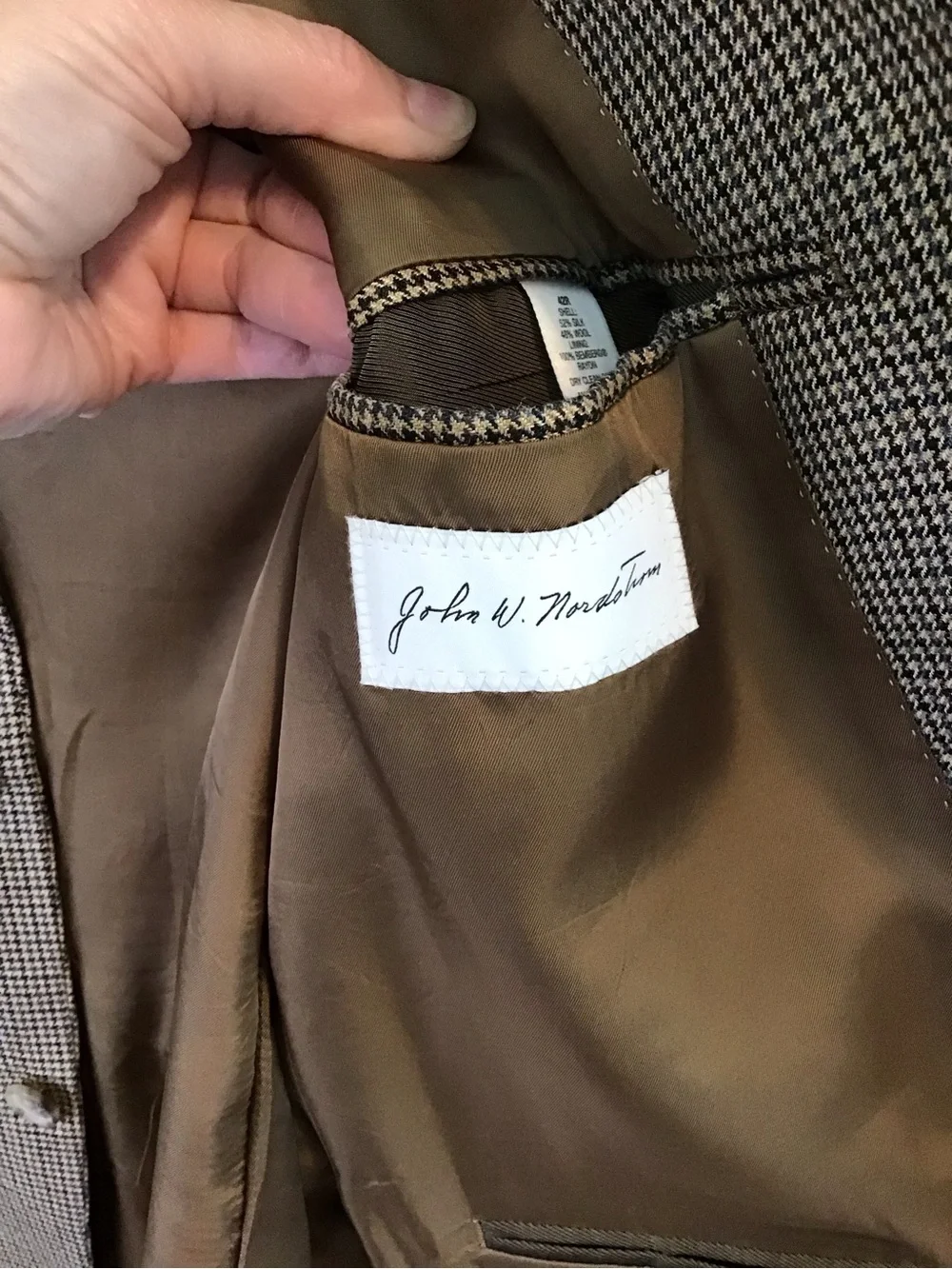 John W. Nordstrom Tan Black Gray Houndstooth Silk Wool Sport Coat Blazer 42R